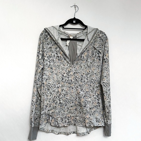 Lululemon Lightened Up Pullover Not So Petite Fleur Silver Spoon/Ambient Grey 6 - Picture 8 of 16